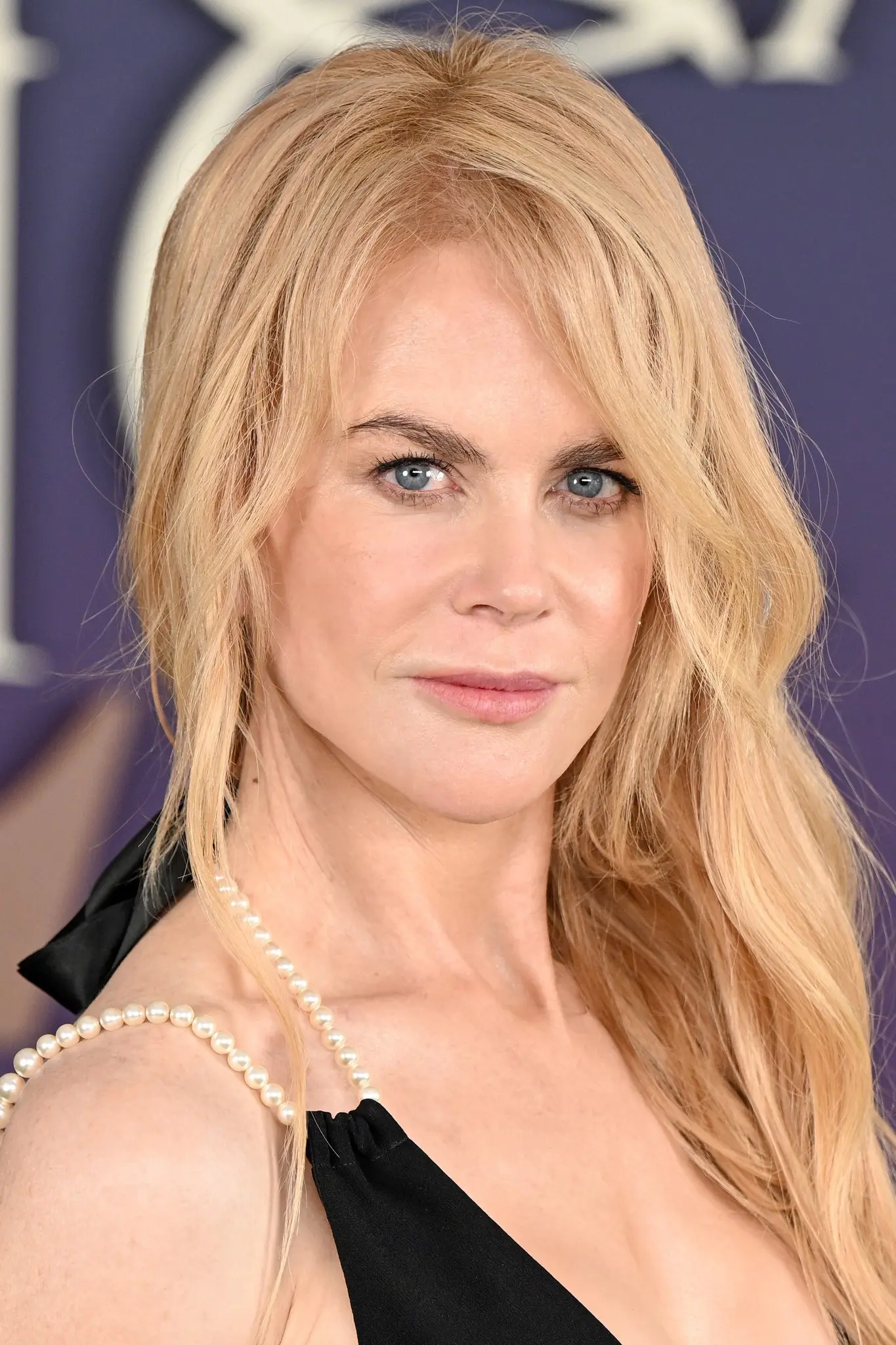 Nicole Kidman as Gillian Owens